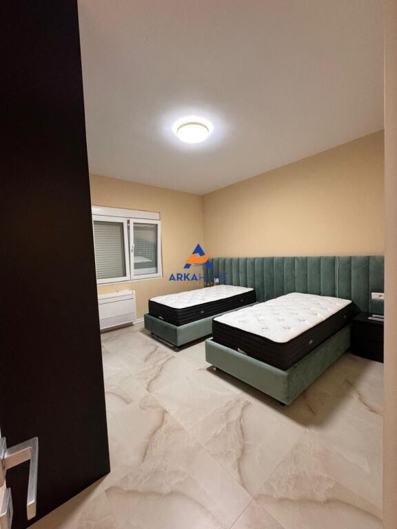 FOR RENT 2+1 AT THE BRIGADES BUILDING 100,000 LEKE
