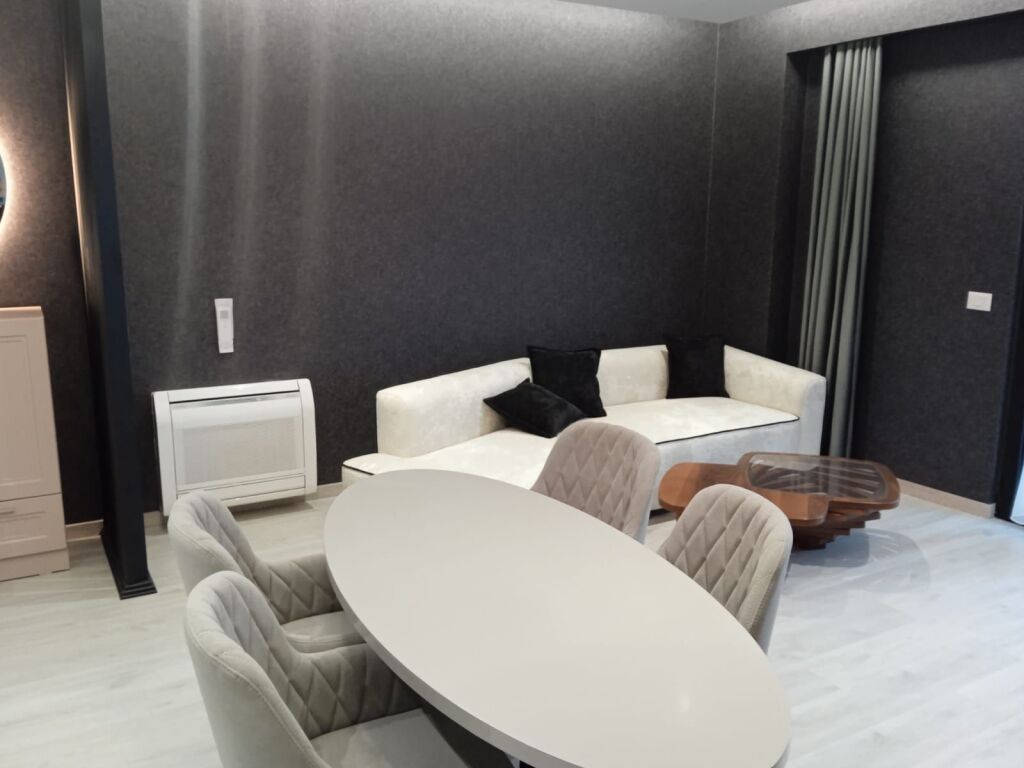 Appartamento 2+1 in affitto al Garden Building