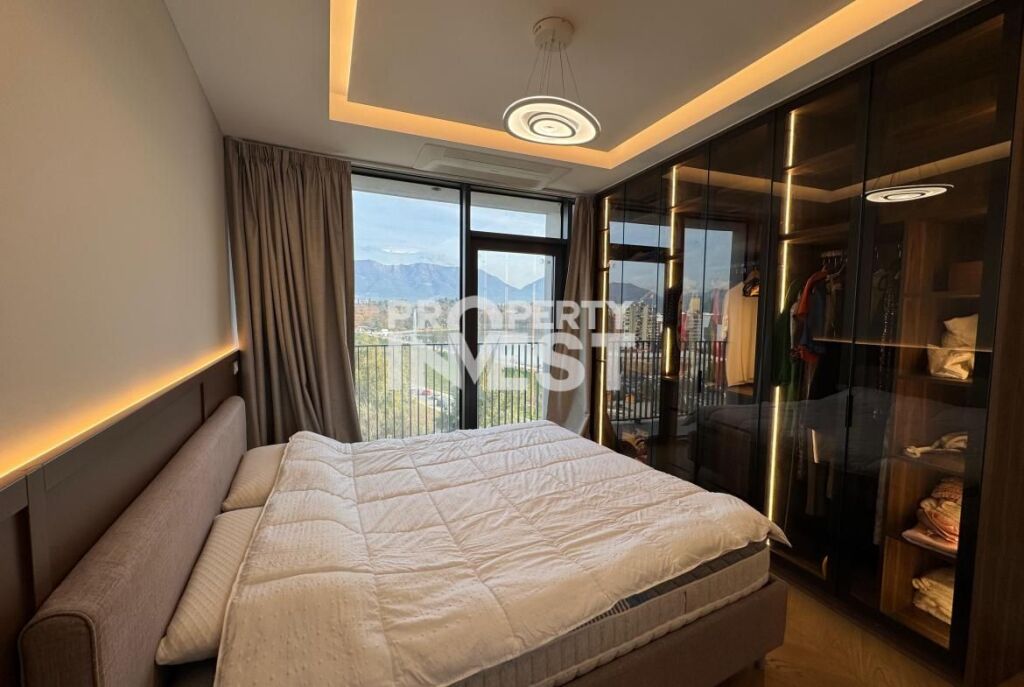Apartment 2+1+2+parking space for sale at Lake View Residence, Lake