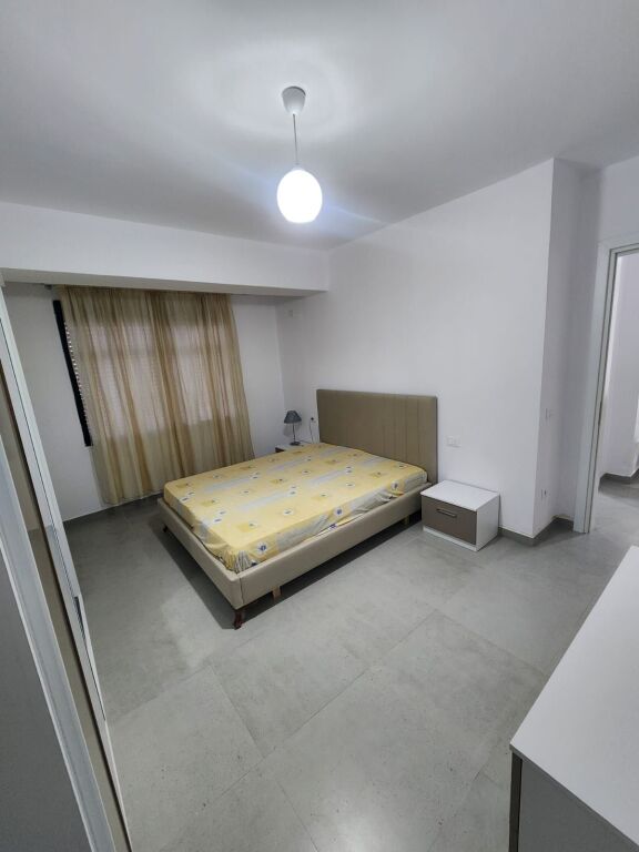 APPARTAMENTO 2+1 IN AFFITTO VICINO A KAZAZI, DURRËS