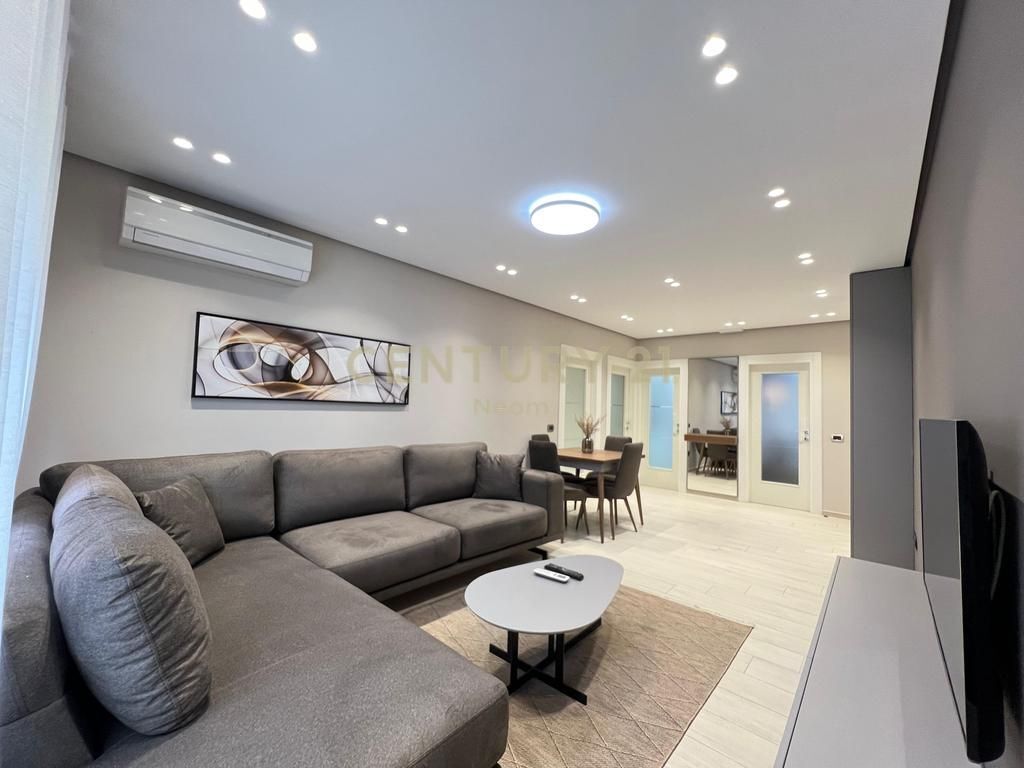 Apartment 2+1 for rent in Center