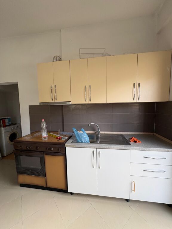 🏡 Apartment 1+1 for rent in Durrës  📍 Located behind Galaktiku