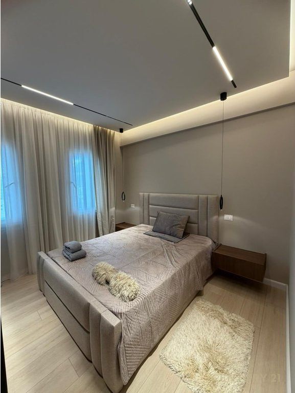 1+1 Apartment for rent at the Tirana Lake