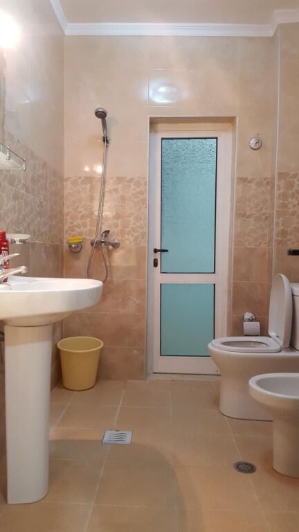 Apartament 3+1, Kongresi i Lushnjes!