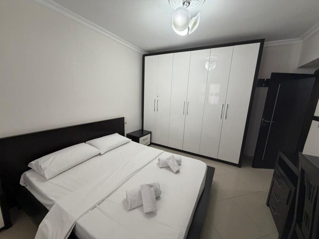 Shitet , Apartament 3+1 📍Pazari i Ri