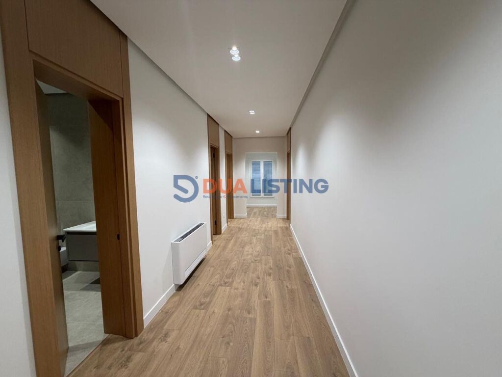 Premium building for rent, Elbasanit St.!