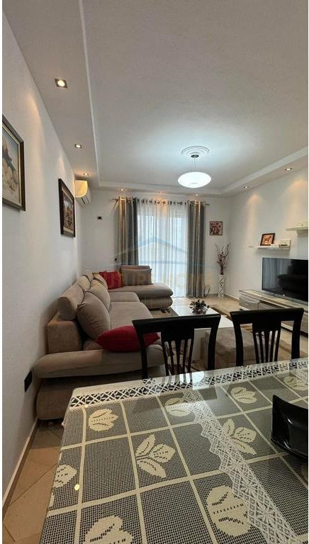 Rent, Apartment 2+1, Elbasan Street.