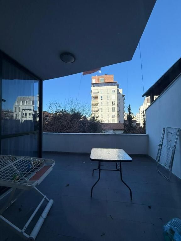Eskluzive, Apartament 2+1+2 me Verandë për Qira – 21 Dhjetori ✨
