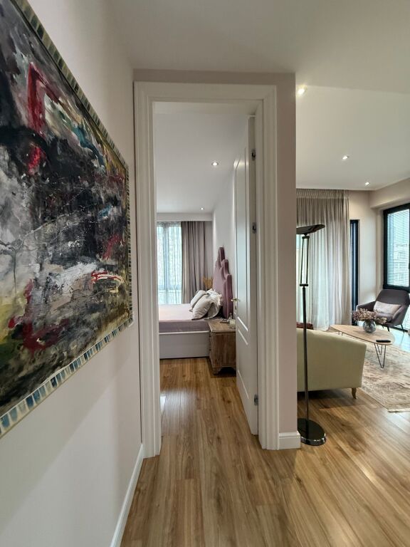 🏠IN AFFITTO Super Appartamento 2+1+2+balcone 📍Park Gate, Via Elbasan 🏢Edificio nuovo, ben gestito 🛋️Arredamento moderno✨  💶 Prezzo: 1500€   