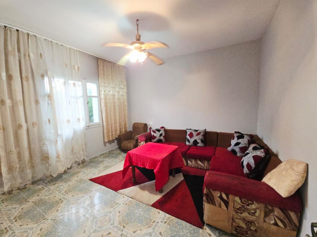 FIRST FLOOR OF A PRIVATE VILLA FOR RENT IN SHKALLNUR