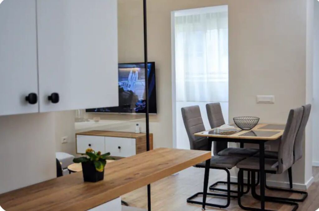 Jepet me qira apartament 2+1