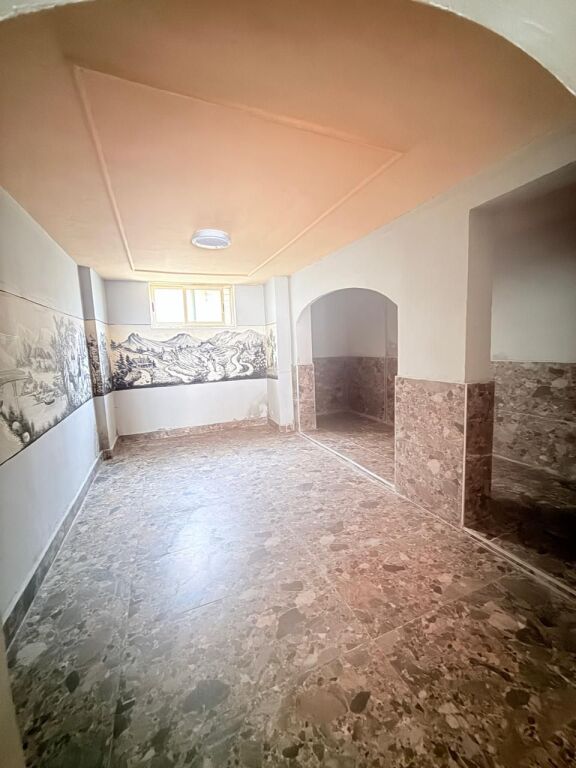 BUSINESS PREMISES FOR SALE NEAR THE MARKET, DURRES