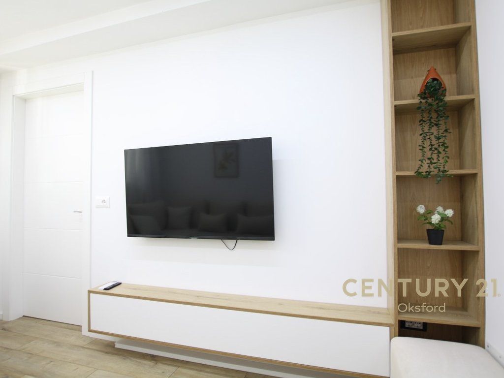 Appartamento 1+1 in affitto, in via "21 DHJETORI"!