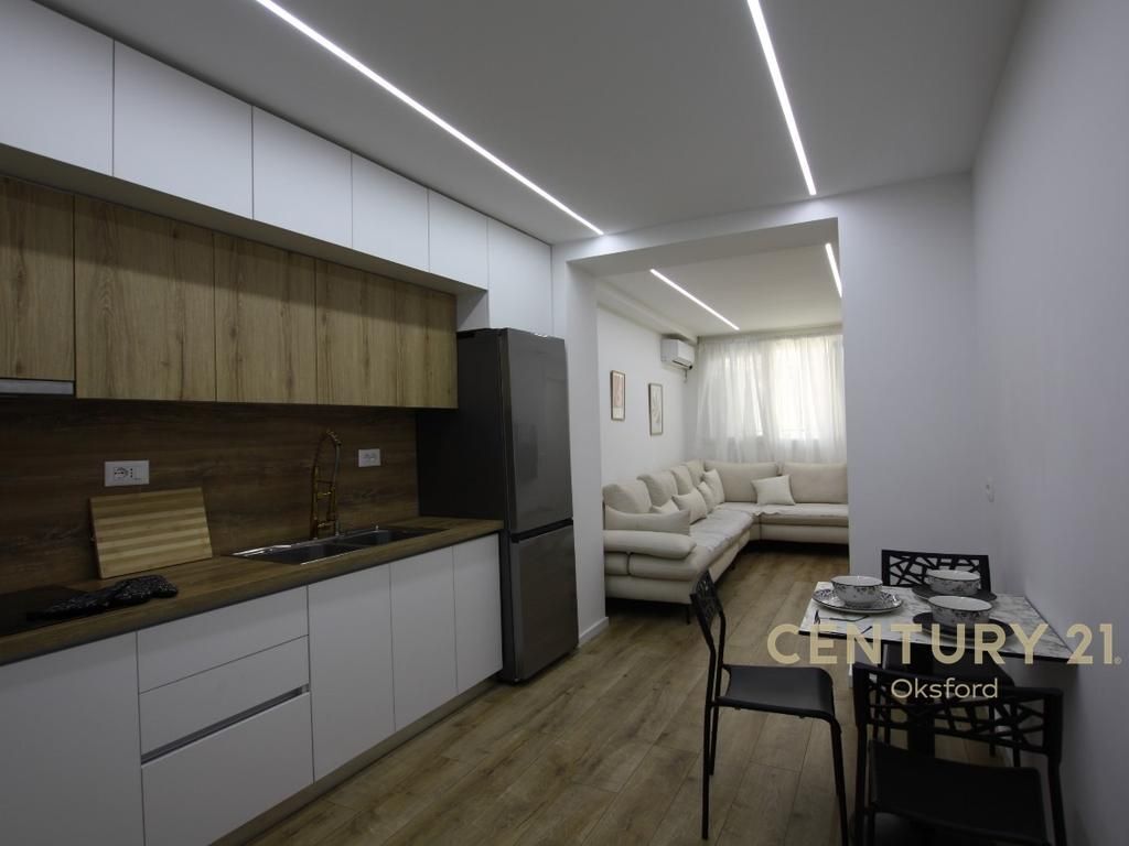 Appartamento 1+1 in affitto, in via "21 DHJETORI"!