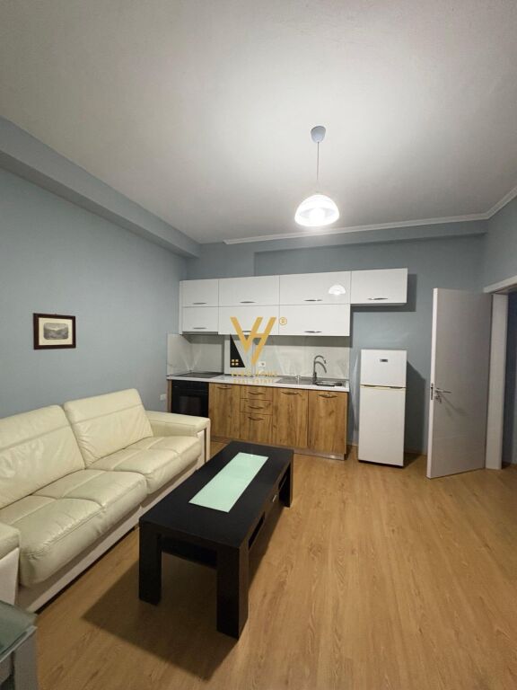 JEPET APARTAMENT 1+1+BLK ME QIRA TE ALI DEM 50.000 LEKE