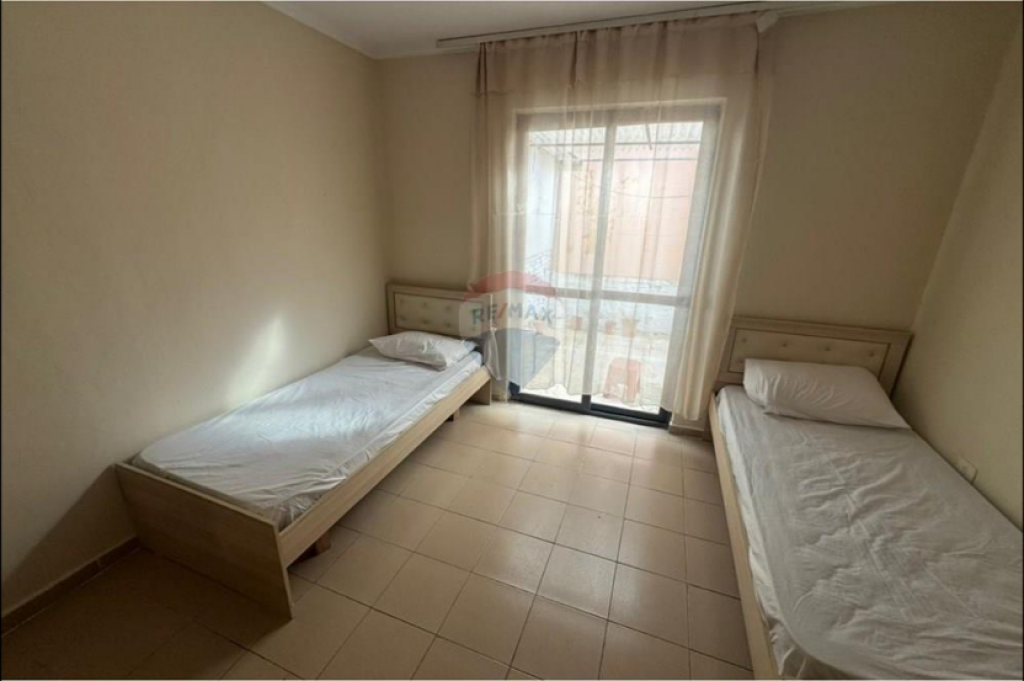 Appartamento in affitto 2+1 a Xhamllik