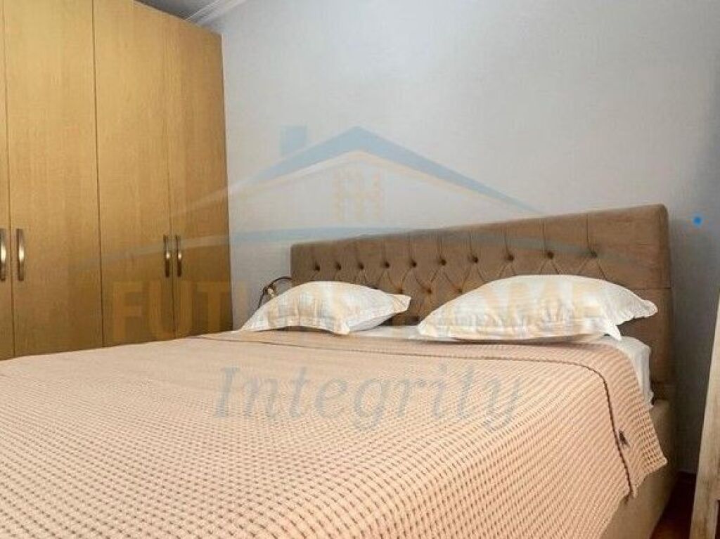 Shitet, Apartament 3+1+2, Vasil Shanto, Tiranë.