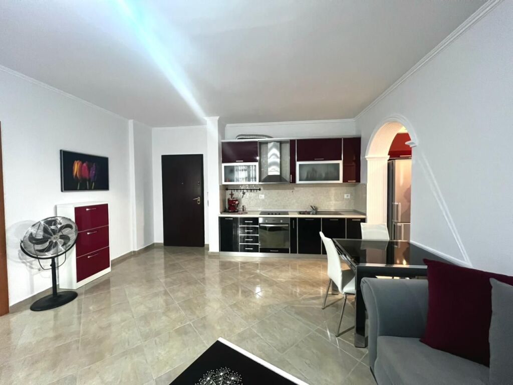 Apartment 2+1+2wc for Long Term Rent - near Bar Hannover, Lungomare Vlore