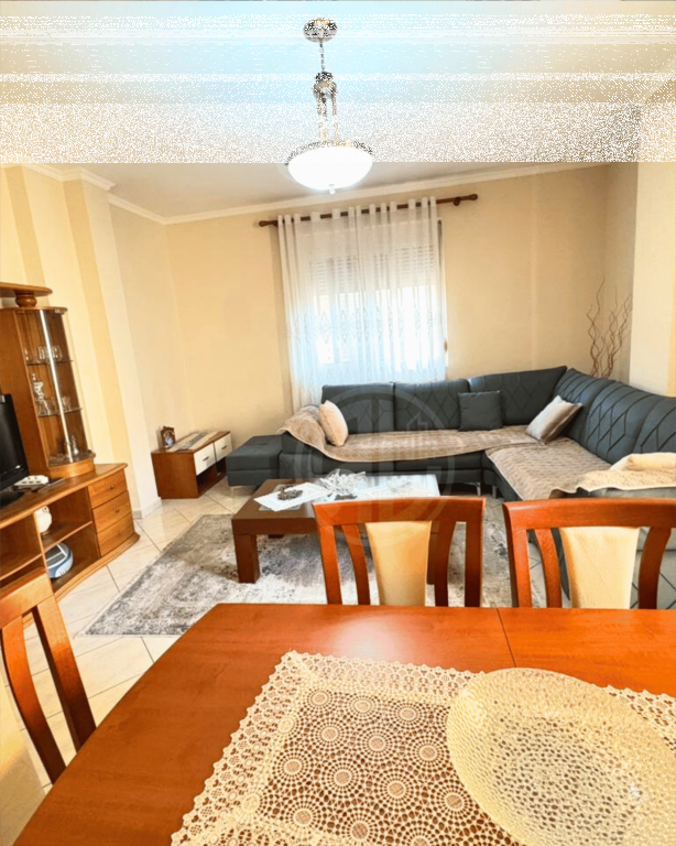 Appartamento 2+1+2 in Affitto – vicino al Tribunale, Durrës