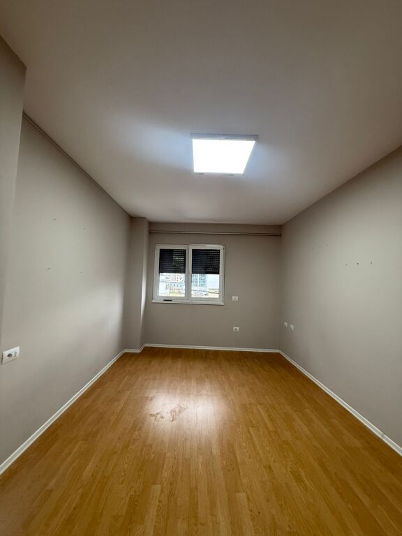🔥Esclusivo, appartamento vuoto 2+1 in affitto + posto auto!