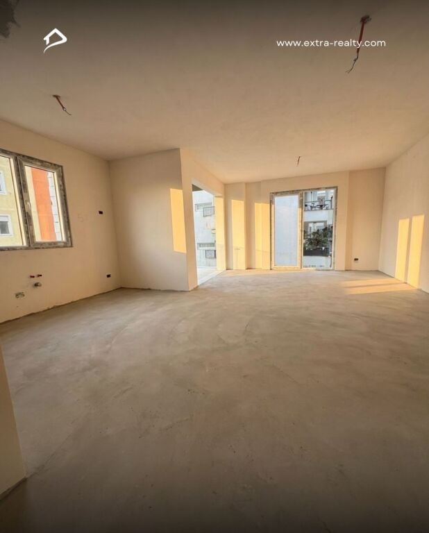 Dry lake, 1+1 for sale, Palladium Residence behind Radisson