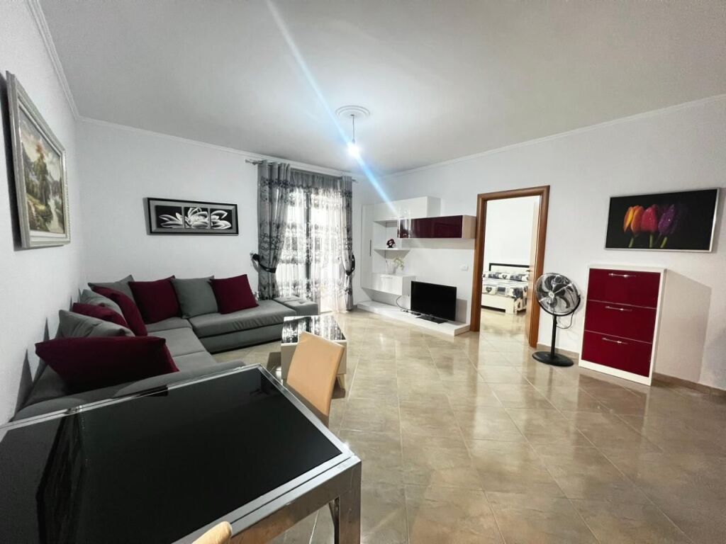Apartment 2+1+2wc for Long Term Rent - near Bar Hannover, Lungomare Vlore
