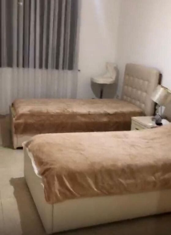 APARTAMENT 2+1+PARKIM ME QIRA UNAZA E RE