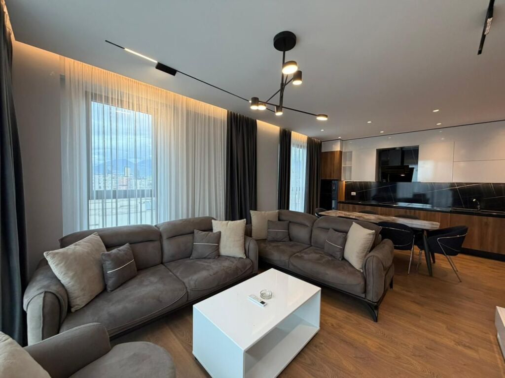 Apartament 3+1+Parking per qira tek Kompleksi Olimpik tek Komuna e Parisit.
