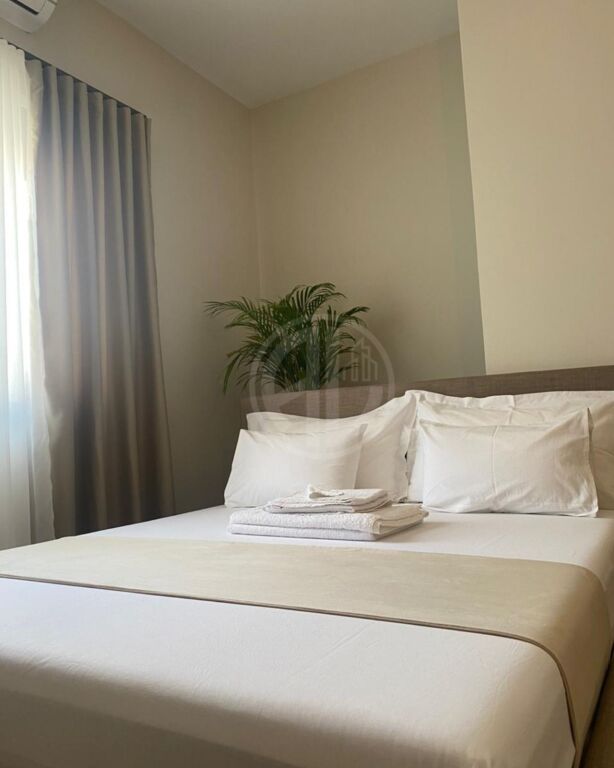 Apartament me Qira