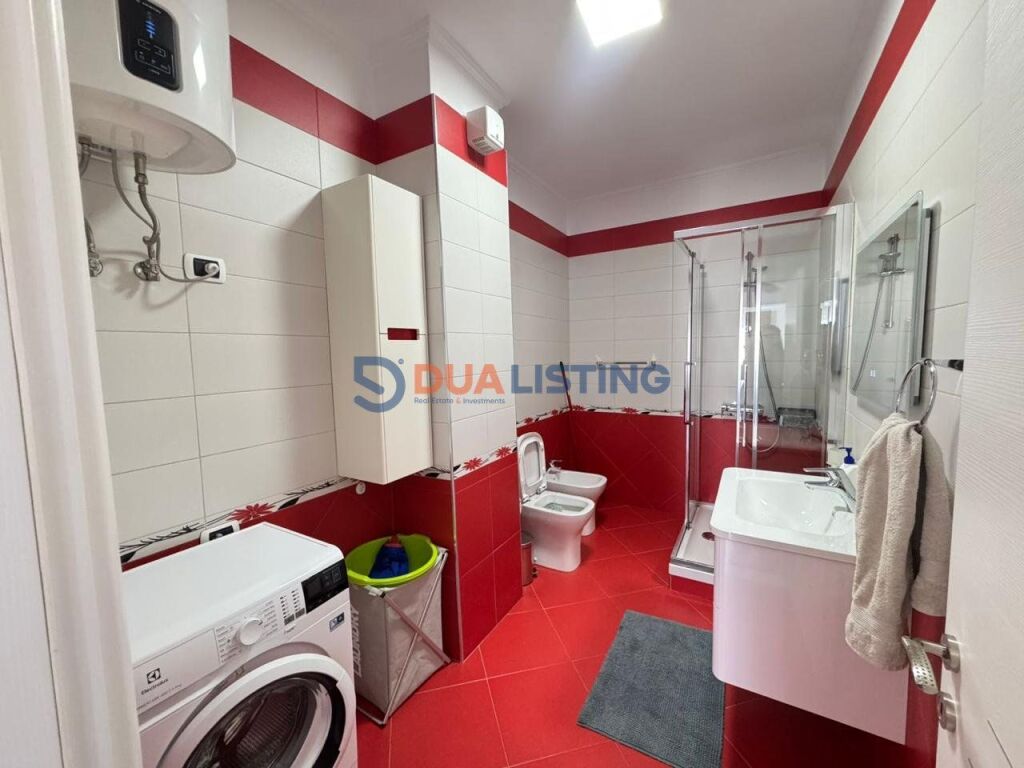 APARTMENT 3+1+2 WITH PARKING SPACE AVAILABLE NEAR THE BOTANICAL GARDEN !