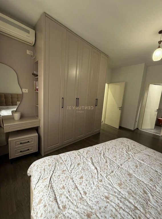 Appartamento 3+1+2 in vendita in Via Besim Alla – 270.000 €