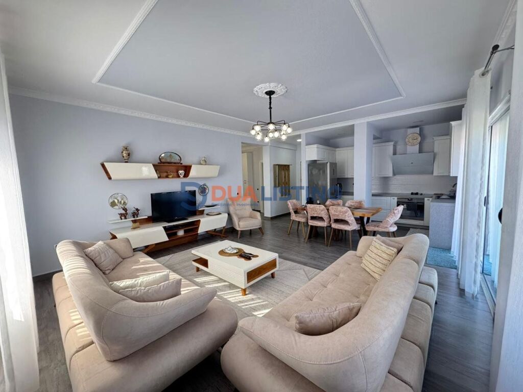APARTMENT 3+1+2 WITH PARKING SPACE AVAILABLE NEAR THE BOTANICAL GARDEN !