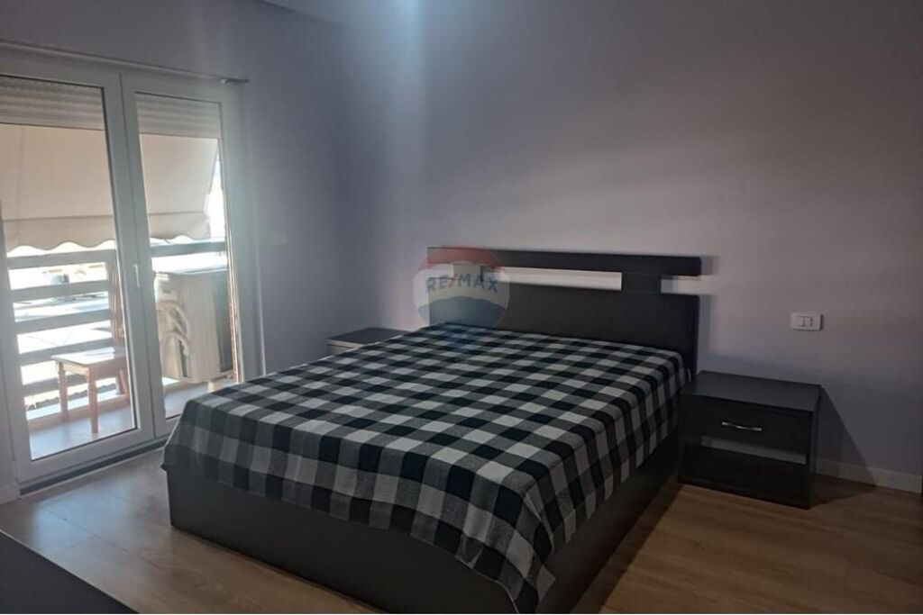 APARTMENT 1+1 FOR RENT NEAR PARTIZANI HIGH SCHOOL