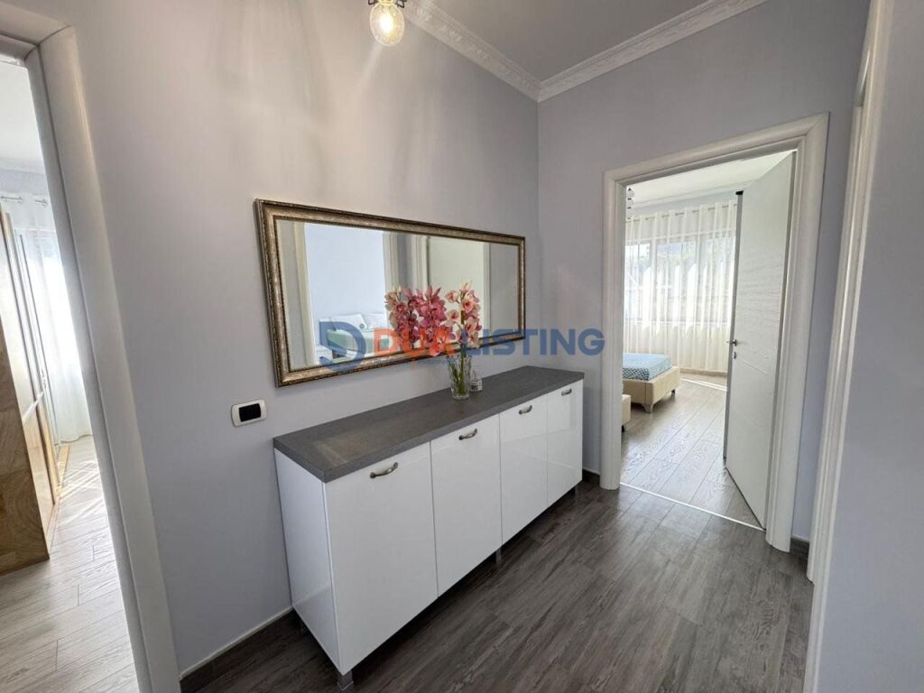 APARTMENT 3+1+2 WITH PARKING SPACE AVAILABLE NEAR THE BOTANICAL GARDEN !