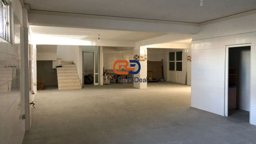 Tek Liqeni I Thate, Shitet Ambient Biznesi !!