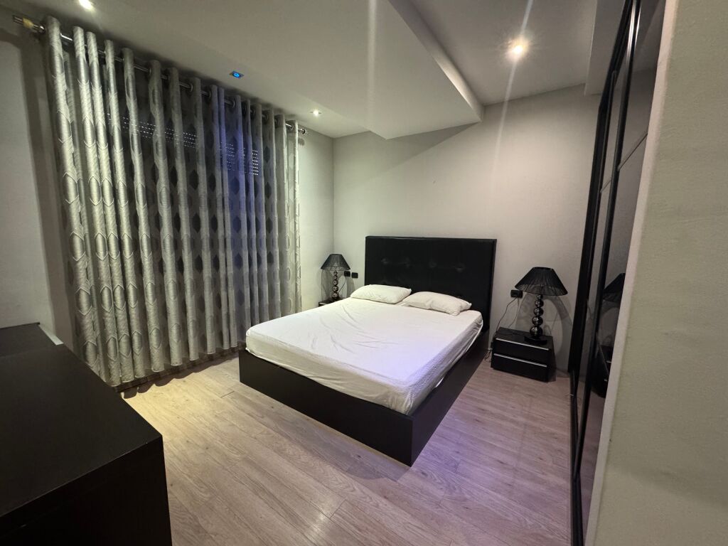 Apartament 2+1 me qira prane Kompleksit Halili!