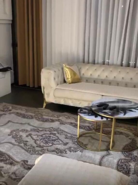 APARTAMENT 2+1+PARKIM ME QIRA UNAZA E RE