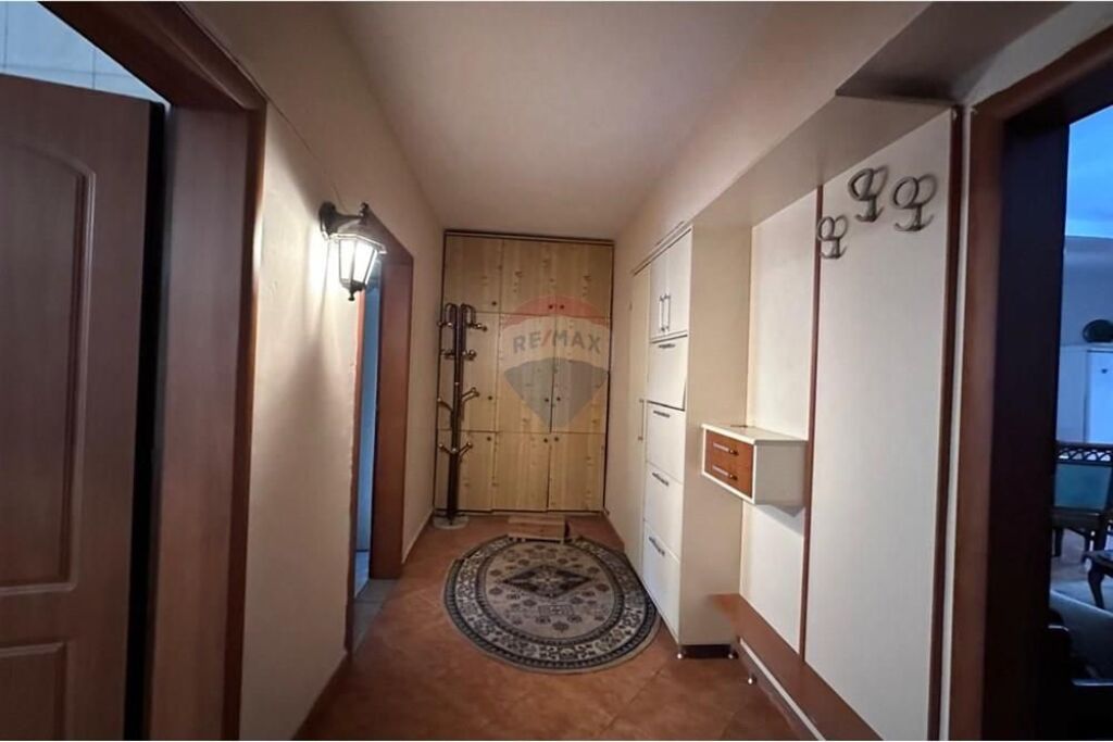 Appartamento 1+1 in affitto al Pazari i Ri