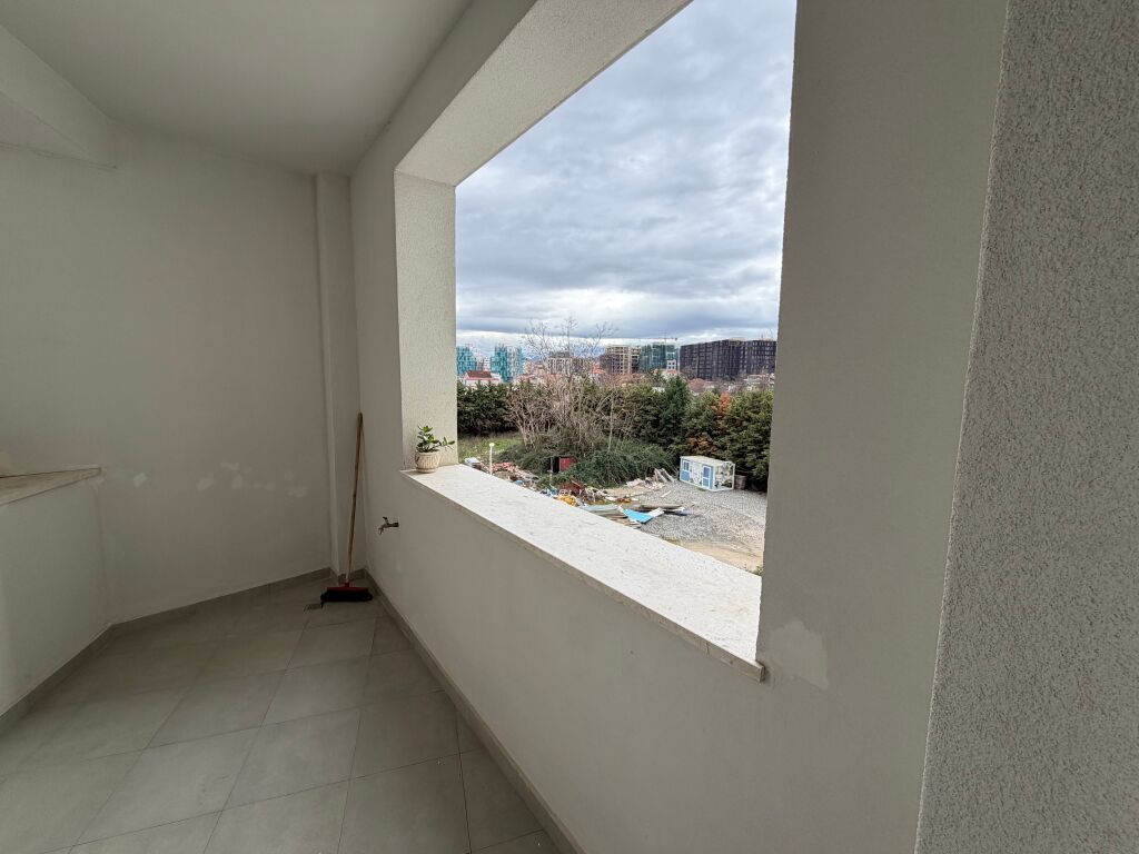 FOR RENT 2+1 APARTMENT + PARKING SPACE AT " RIVER REZIDENCE " ASTIR !!!