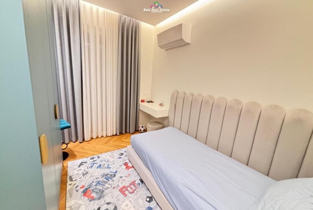 Penthouse For Sale 3+1+2 In Univers City (ID B130109) Tirana.