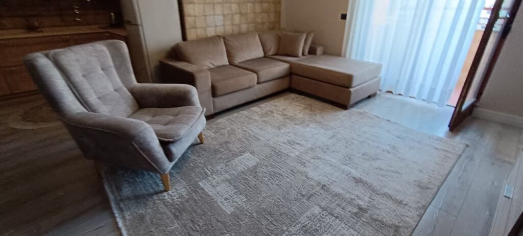 VENDIAMO DUE SUPER APPARTAMENTI 1+1 E MONOLOCALE NEL CENTRO AL 9° PIANO 112 M2