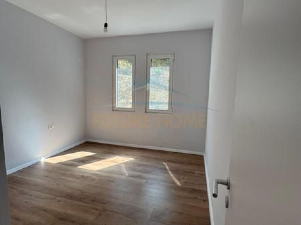 In vendita, Appartamento 2+1+2, Via Dajti, Fresk
