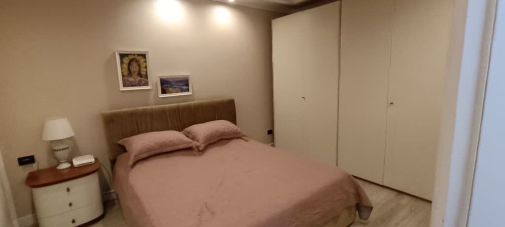 VENDIAMO DUE SUPER APPARTAMENTI 1+1 E MONOLOCALE NEL CENTRO AL 9° PIANO 112 M2