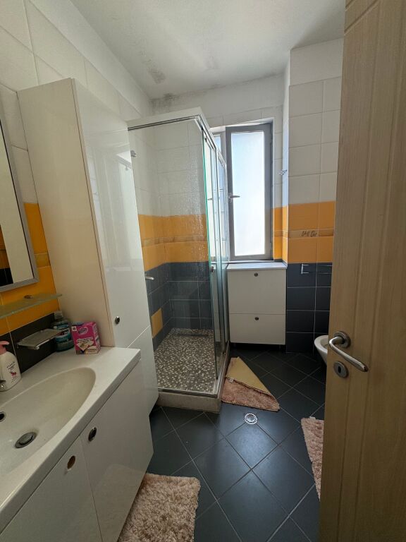 Apartament 2+1 me qira prane Kompleksit Halili!
