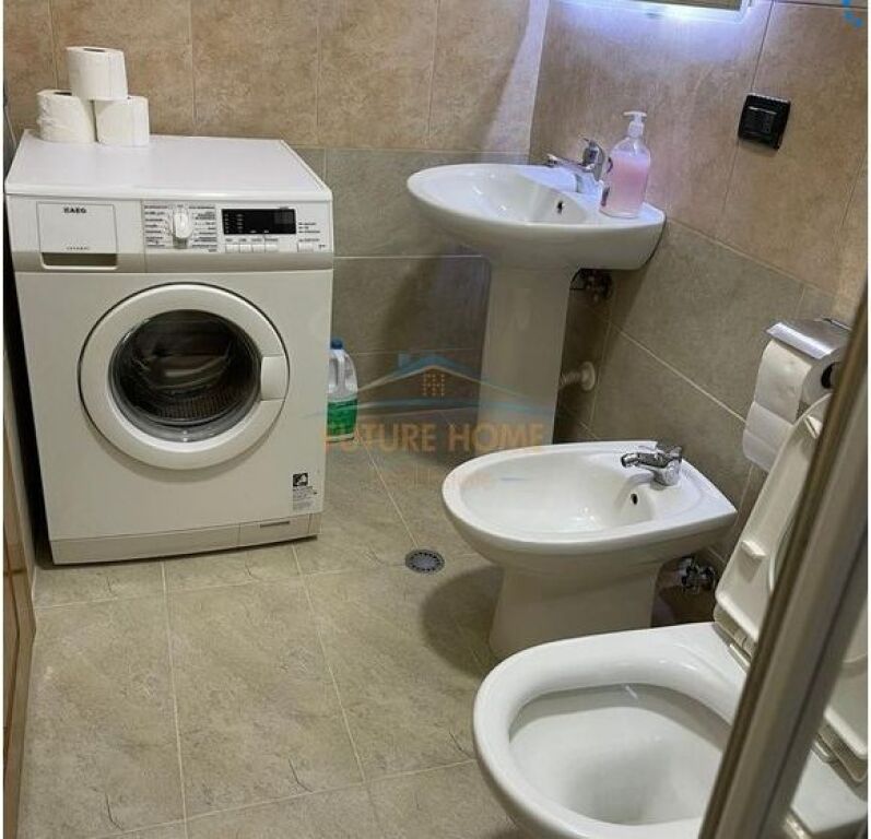 Qera,Apartament 2+1, Petro Nini, Bllok, Tirane.
