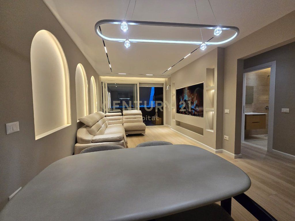 Appartamento 2+1 con Veranda in Vendita – Ex Esposizione !