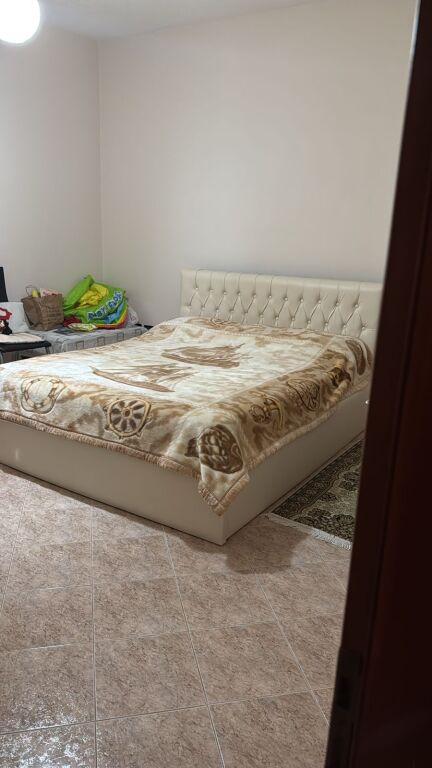 VENDESI VILLA INDIVIDUALE SU 3 PIANI + SOFFITTA QUARTIERE N. 13, SPIAGGIA, DURRËS!