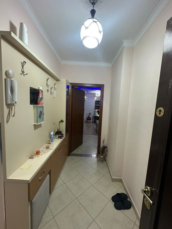 We sell a 2+1+2 apartment converted into 3+1 in Fresk