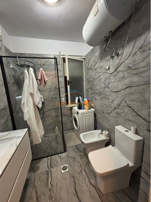 For sale, Apartment 1+1, Dry Lake, Tirana