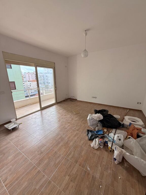 SHITET APARTAMENT 2+1+2 TEK ISH RAJONI,DURRES